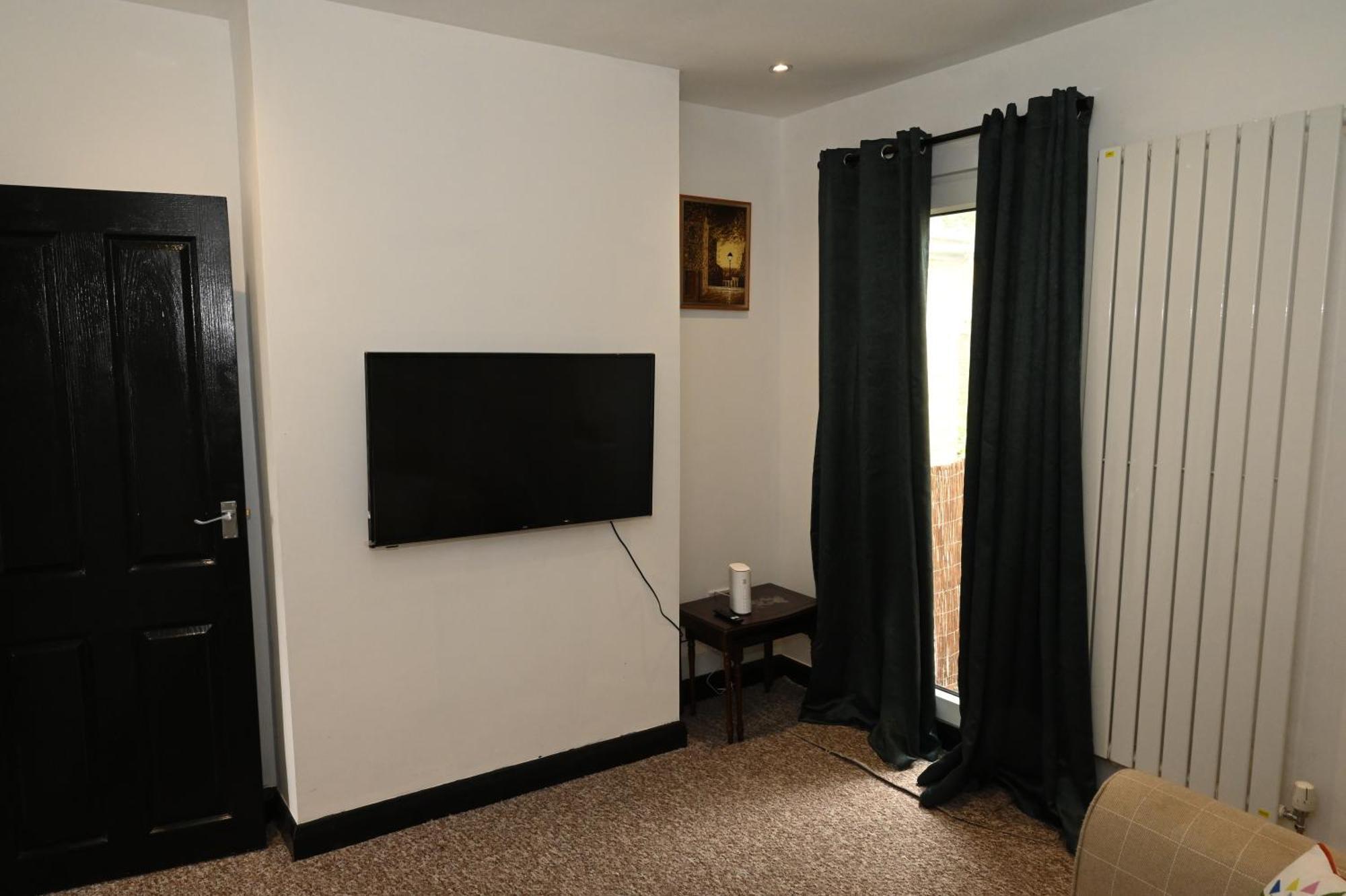 דירות צ'אטהם Cozy Luton מראה חיצוני תמונה